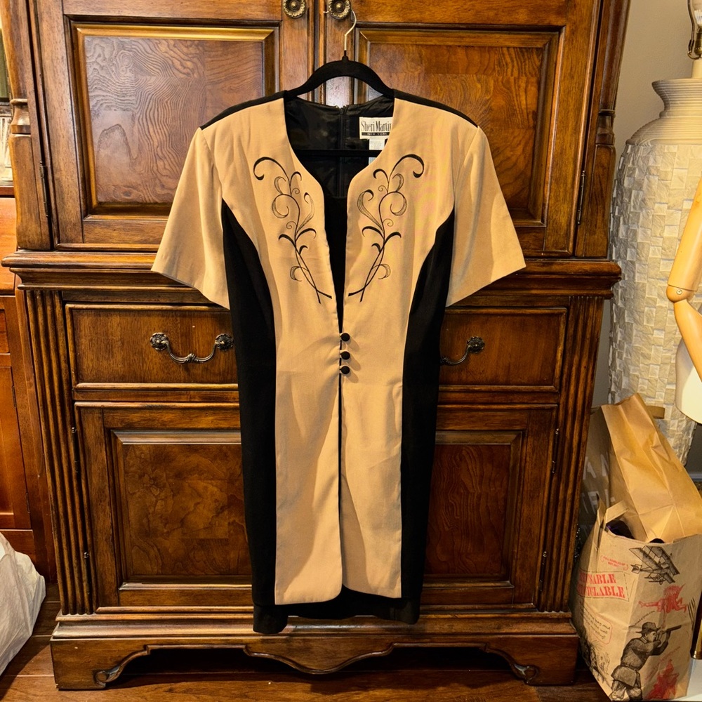 Vintage Sheri Martin New York Elegant Black and Tan Dress